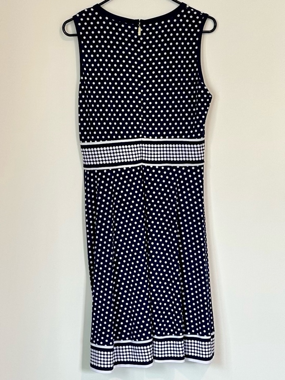 Michael Kors Polka Dot Midi Dress - Size: Medium - Picture 6 of 9